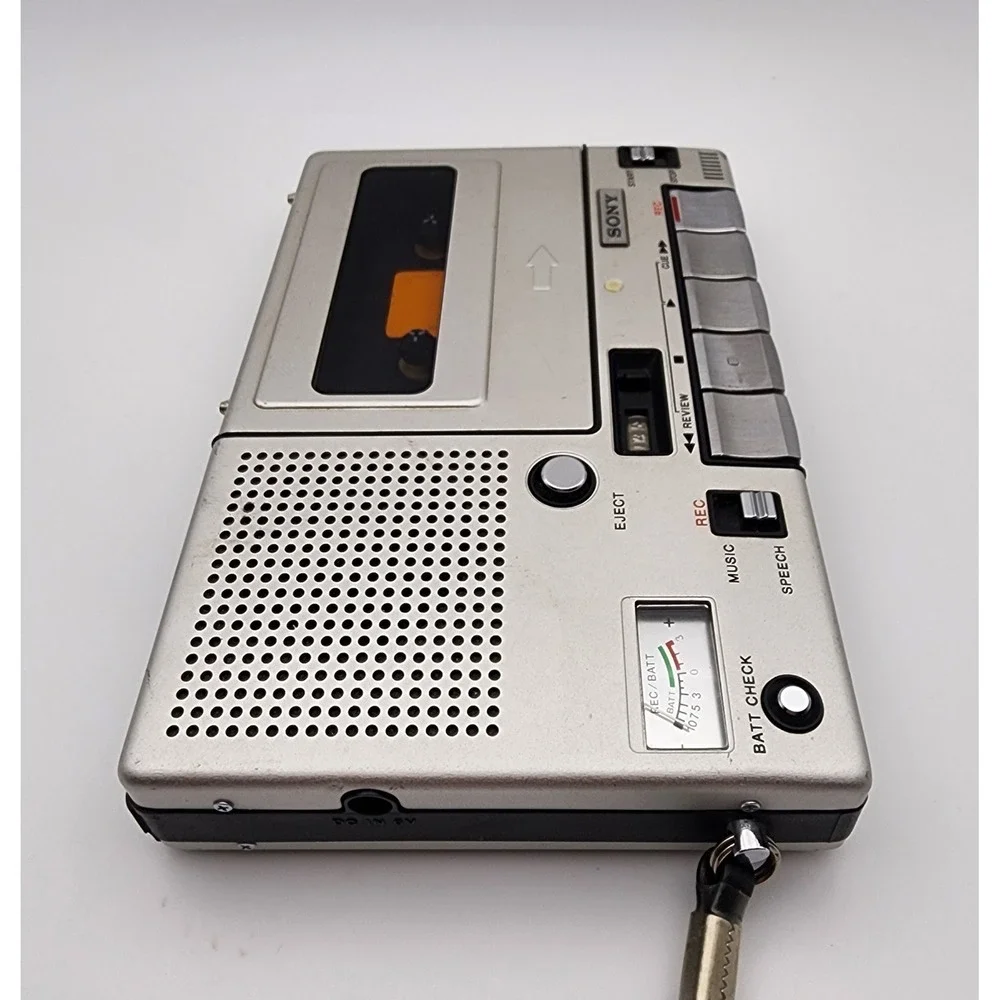 Sony TC-150 Cassette-Corder Portable Tape Recorder Silver Made in Japan Parts